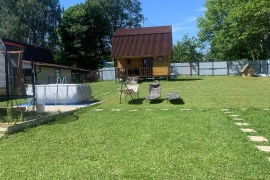 Участок с баней